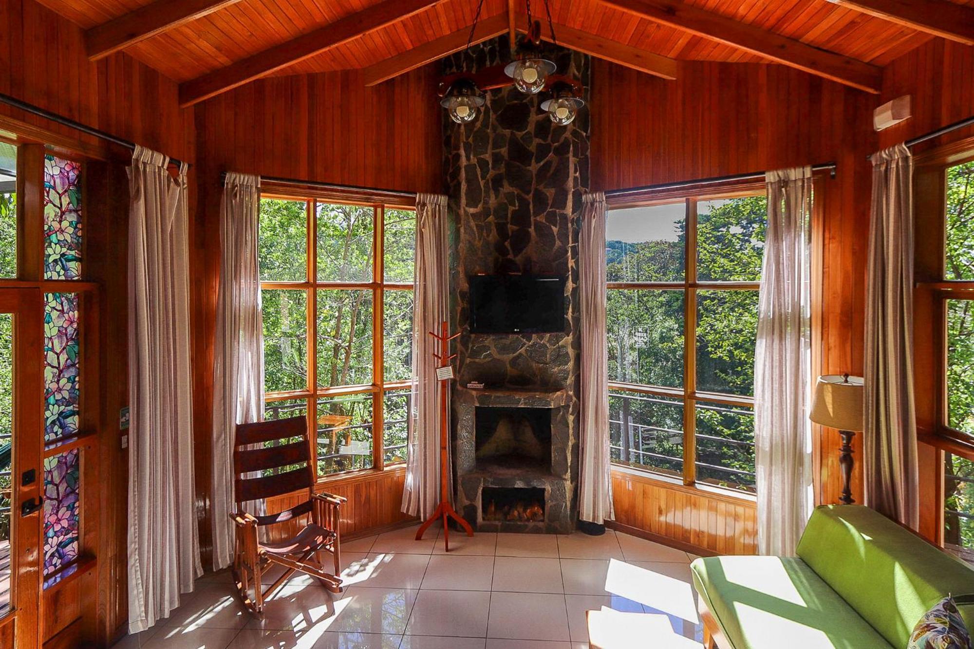 Los Pinos Cabins & Reserve モンテベルデ エクステリア 写真