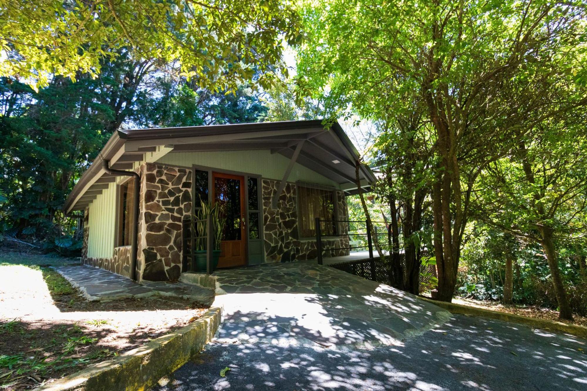 Los Pinos Cabins & Reserve モンテベルデ エクステリア 写真